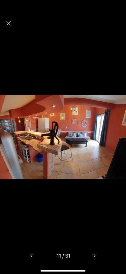 Mas Bien Etre Apartment Fourques  Bagian luar foto